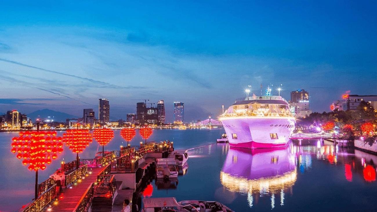 Hotel Quang Minh Riverside Da Nang