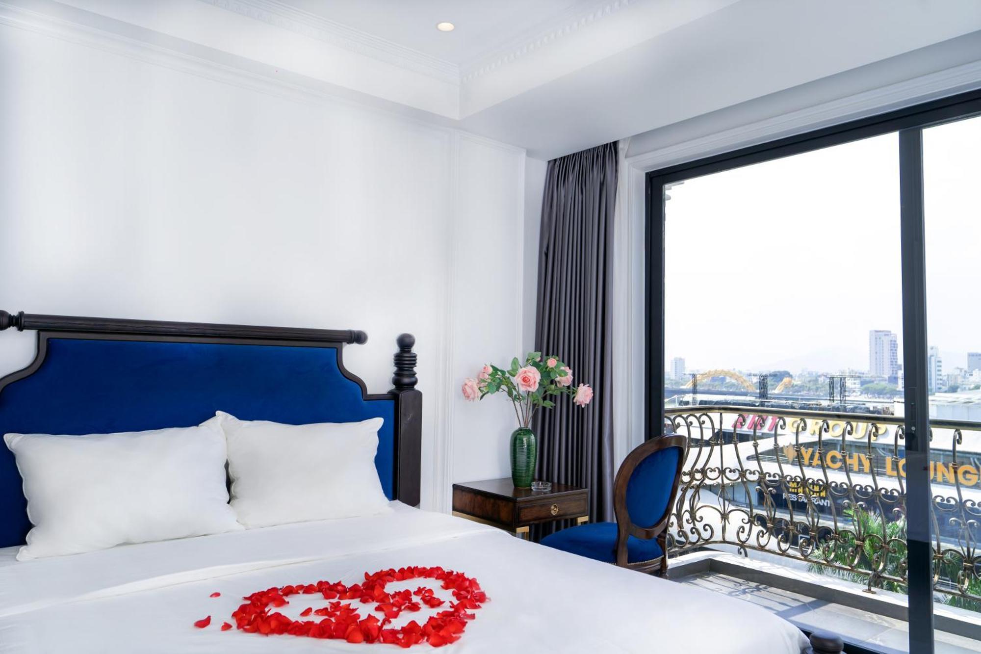 Hotel Quang Minh Riverside Da Nang